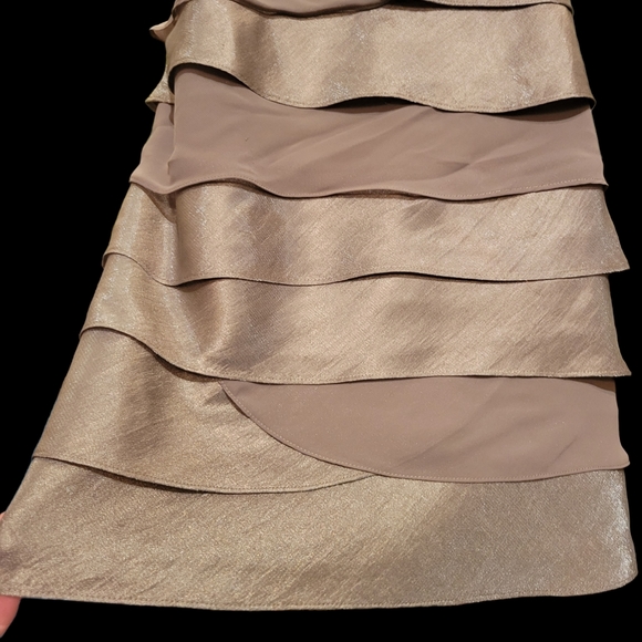 NWOT SLfashions 12 Party Dress Stoned Collar Waves of Organza - Picture 15 of 15